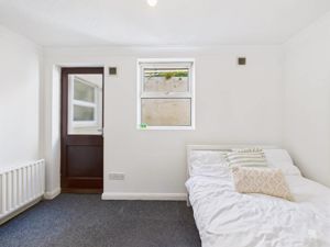 Photo 24- click for photo gallery